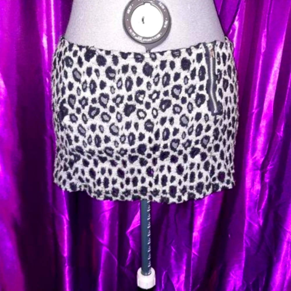 EXCELLENT CONDITION VINTAGE DEADSTOCK SHEER PUNK GOTH MINISKIRT by DOGPILE!